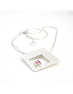 collier double chaine argent rhodié sablé antiallergique motif carré et tourmaline rose 2