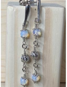 Boucle d'oreille collection Alexiane création artisanale en argent rhodié et opaline 2