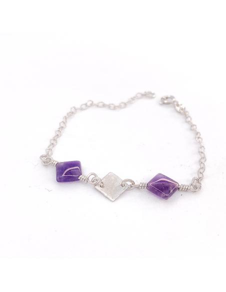 bracelet artisanal en argent rhodié antiallergique avec pierres naturelles d'améthyste