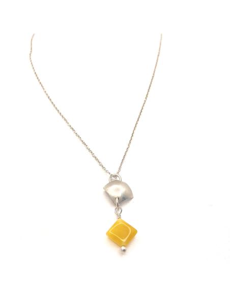collier artisanal argent rhodié antiallergique avec pierre naturelle de jade orange collection Lola de Just'in jewels