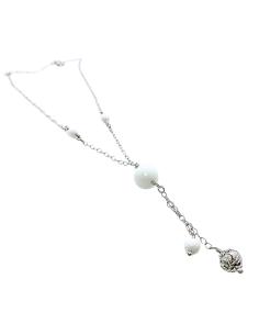 collier artisanal en argent rhodié antiallergique pour femme avec pierres fines d'agate blanche