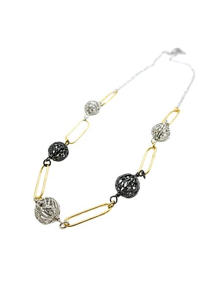 Collier argent artisanal combinant des perles louise rhodiées ou plaquées ruthénium et des anneaux ovales vermeil