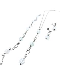 boucle d'oreille artisanale en argent plaqué or vermeil sous le motif charlotte se balance une perle facettée de cornaline 2