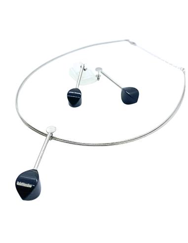 Boucle oreille argent rhodié tige et onyx 4 faces