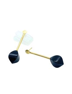 Boucle d'oreille argent plaqué or vermeil avec pierres naturelles d'onyx création just'in jewels 2