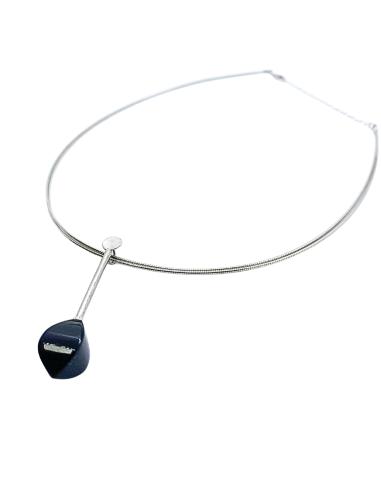 collier artisanal pour femme en argent rhodié avec véritable onyx création just'in jewels
