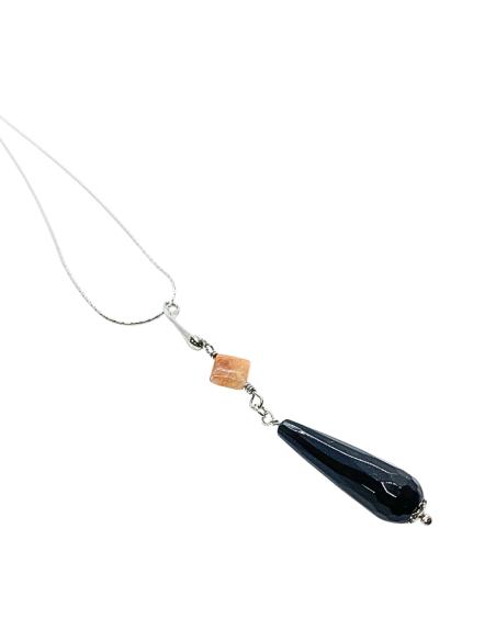 Collier artisanal argent rhodié pour femme avec pierres fines naturelle d'agate noire et de jade orange