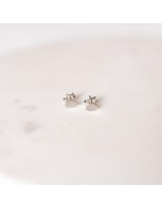 Perceuse d'oreille en argent finition rhodiée antiallergique forme ovale création justinjewels