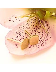 puce d'oreille forme carrée en argent plaqué or vermeil création artisanale pour femme imaginée par Jsut'In Jewels