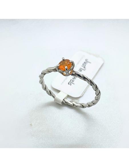 bague argent rhodié antiallergique création artisanale pour femme avec opale de feu naturelle