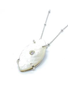 Collier artisanal argent avec nacre naturelle et diamant.