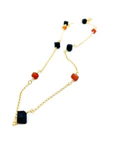Collier artisanal en argent plaqué or vermeil avec véritable cornaline et lave noire