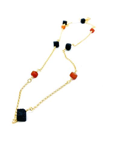 Collier artisanal en argent plaqué or vermeil avec véritable cornaline et lave noire