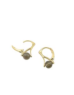 Boucle d'oreille dormeuse argent plaqué or vermeil avec perle de quartz fumé.