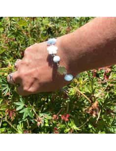 Bracelet artisanal en argent rhodié motifs fleurs et aigue marine, créations fait main par Just'in jewels 2