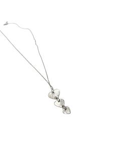 Collier argent rhodié antiallergique avec 3 motifs coeurs création artisanale fait main de Just'in jewels 2
