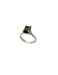Bague argent artisanale avec tourmaline verte rectangulaire finition rhodiée