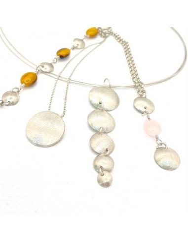 collection augustine avec ou sans pierres fines en argent rhodié disponible dans notre bijouterie de Ramillies.